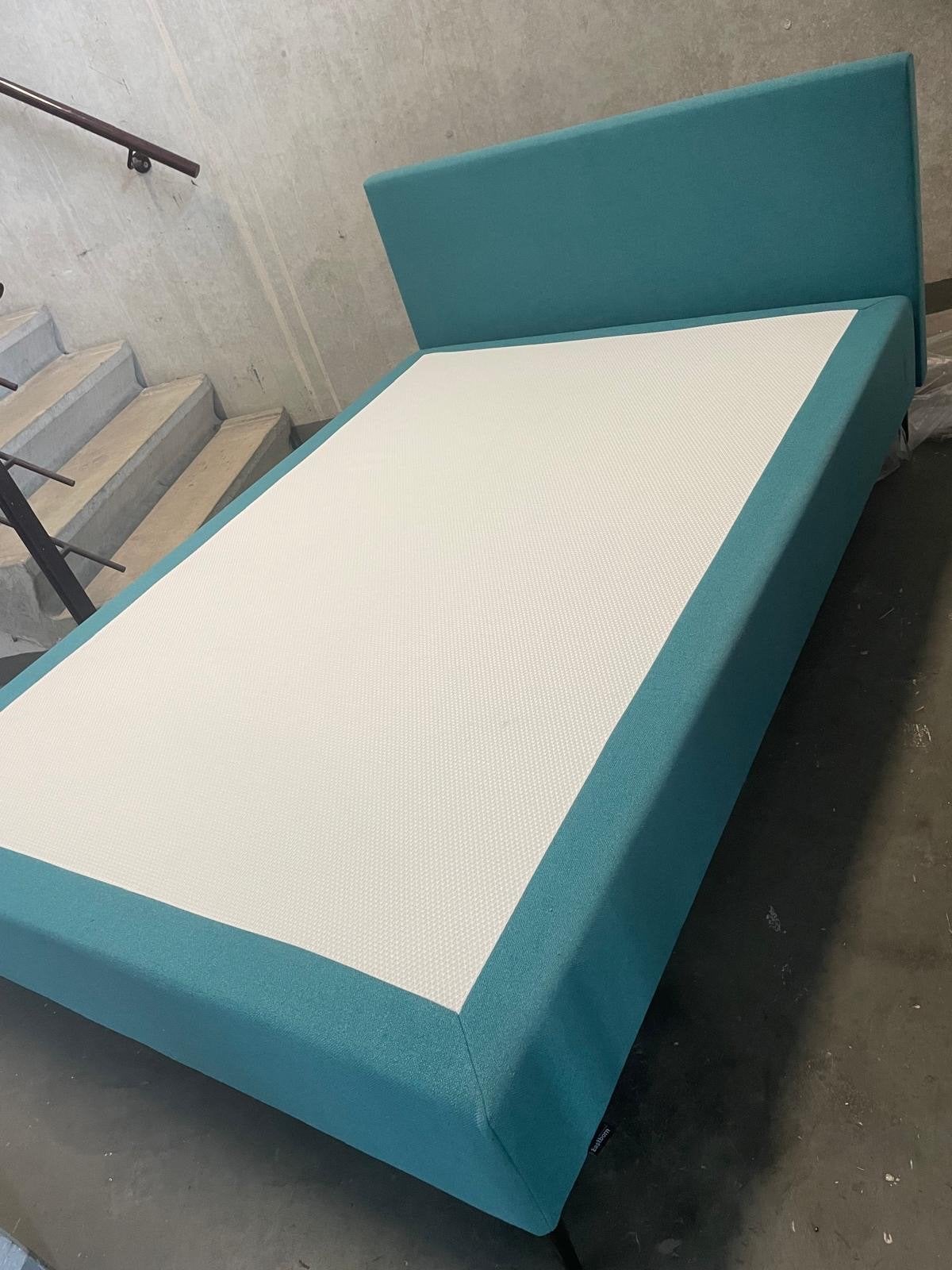 Eastborn Tweepersoons Boxspring - Zo goed als nieuw, Overige kleuren, Tweepersoons, Ophalen of Verzenden, Zo goed als nieuw