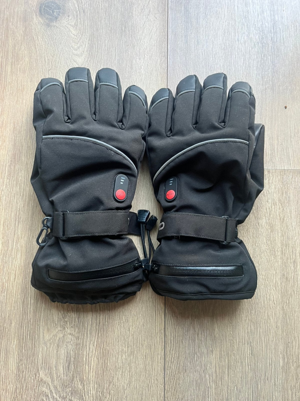 Verwarmde Motorhandschoenen – Maat M – Inclusief Powerbanks, Motoren, Kleding | Motorkleding, Ophalen of Verzenden, Tweedehands