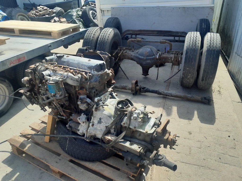 Mitsubishi Canter Motor/bak/Assen 4D 30(3.3 D)FE 211, Auto-onderdelen, Ophalen, Gebruikt, Mitsubishi, Motor en Toebehoren