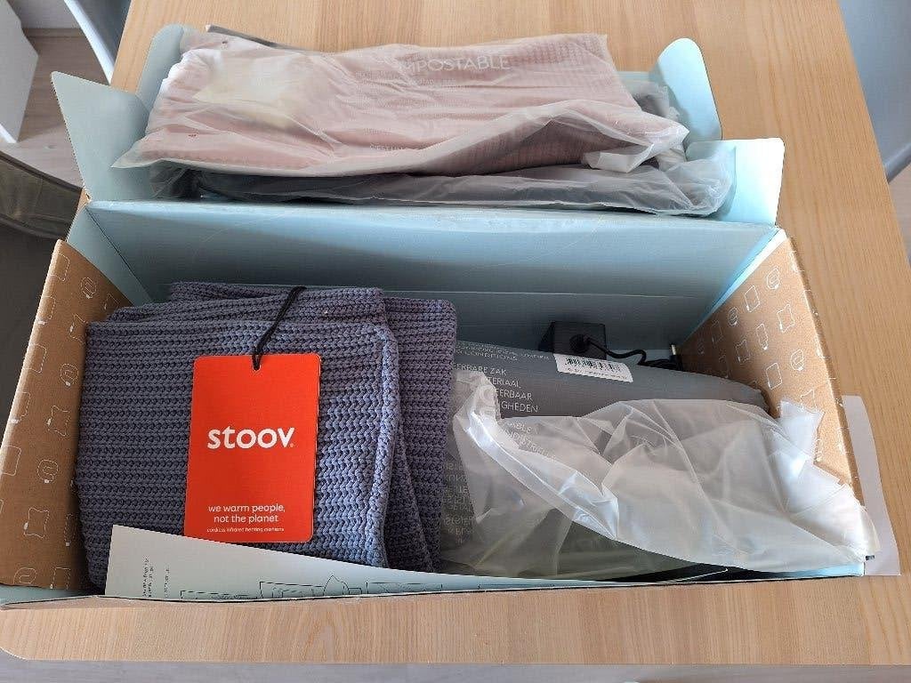 Warmtekussen Stoov Ploov 45 x 60 cm blauw en roze overtrek, Huis en Inrichting, Woonaccessoires | Kussens, Overige merken, Afneembare hoes