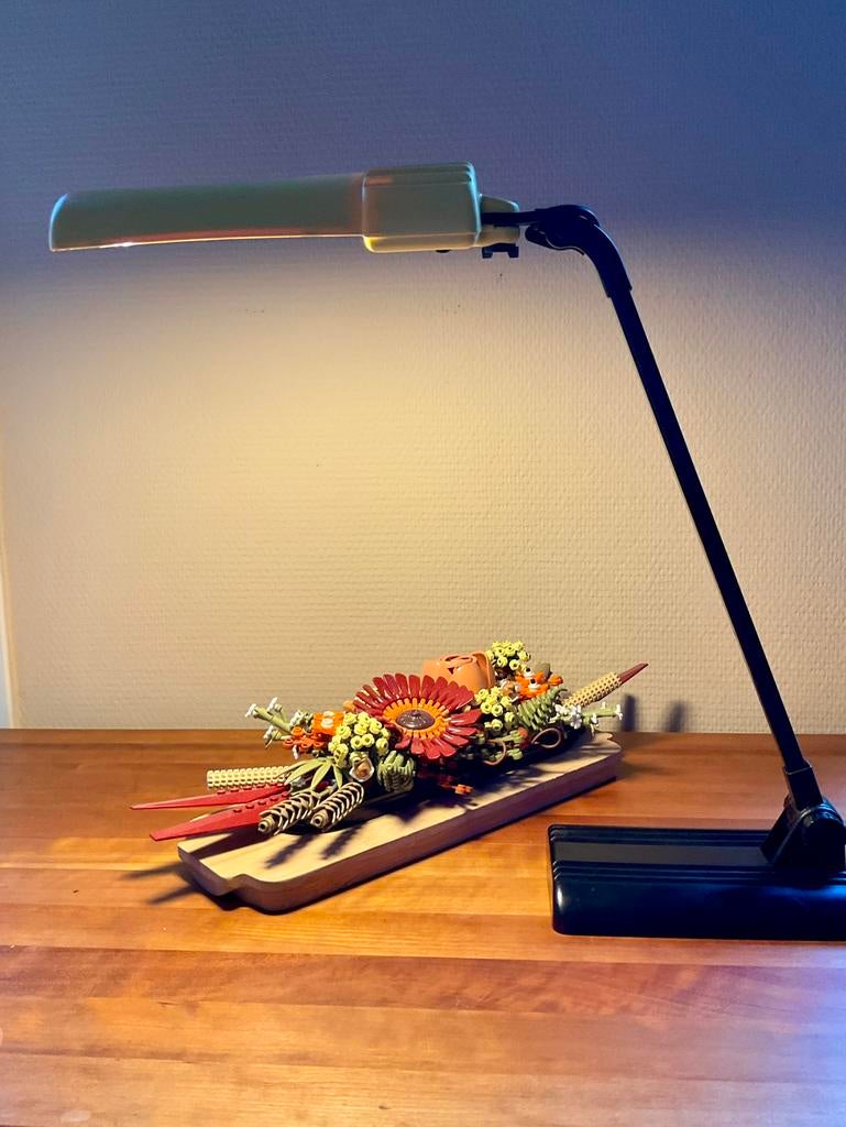 Lival Dulux Junior geel in nette staat, Huis en Inrichting, Lampen | Tafellampen, Ophalen of Verzenden, Zo goed als nieuw, Minder dan 50 cm