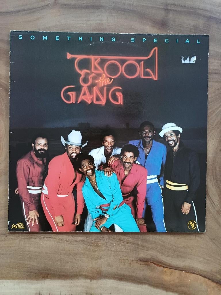 Kool & and The Gang - Something Special - Vinyl, Ophalen of Verzenden, Zo goed als nieuw, 12 inch
