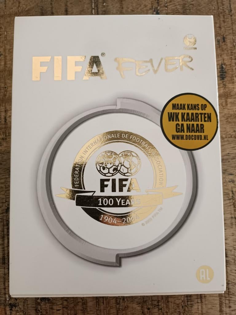 FIFA Fever DVD - 100 jaar voetbalgeschiedenis, Ophalen of Verzenden