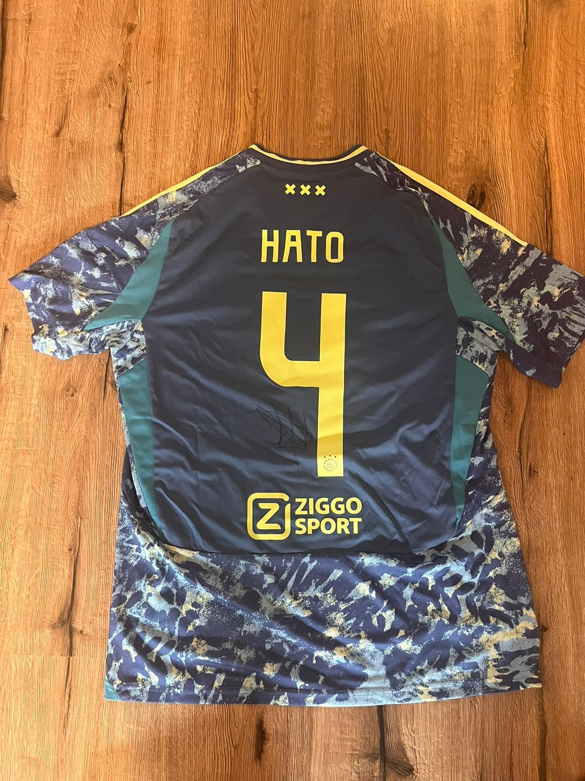 Gesigneerd Ajax shirt Jorrel Hato  gedragen door de speler, Verzenden, Nieuw, Shirt