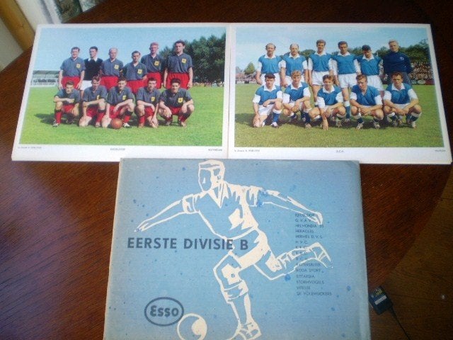 ESSO ENVELOP +15 FOTOKAARTEN CLUBS 1e DIVISIE B 1958-1959, Verzamelen, Ophalen of Verzenden, Gebruikt, Overige binnenlandse clubs