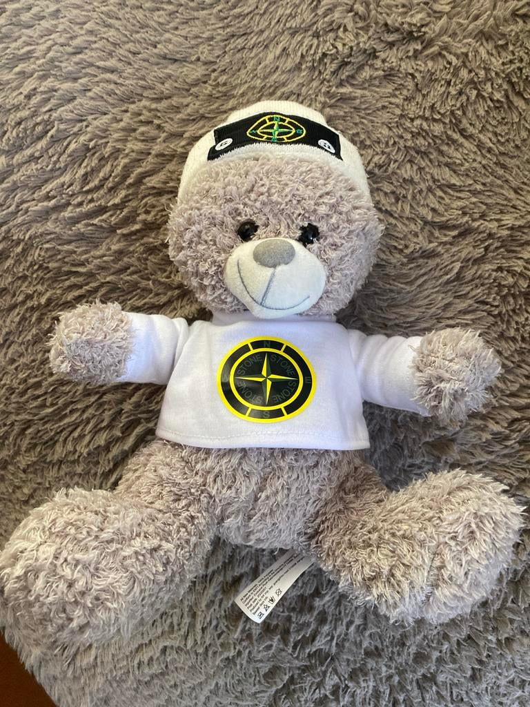 Stone Island Beer Knuffel - Wit/Grijs - Nieuw, Kinderen en Baby's, Speelgoed | Knuffels en Pluche, Overige merken, Overige karakters