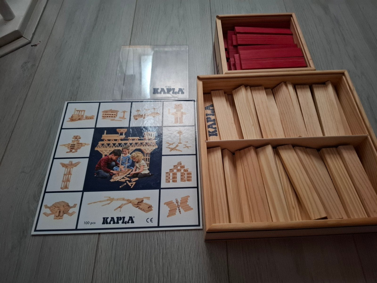 KAPLA bouwblokken set - 140 stuks met rode blokken, Kinderen en Baby's, Speelgoed | Bouwstenen, Ophalen, Zo goed als nieuw, Overige merken