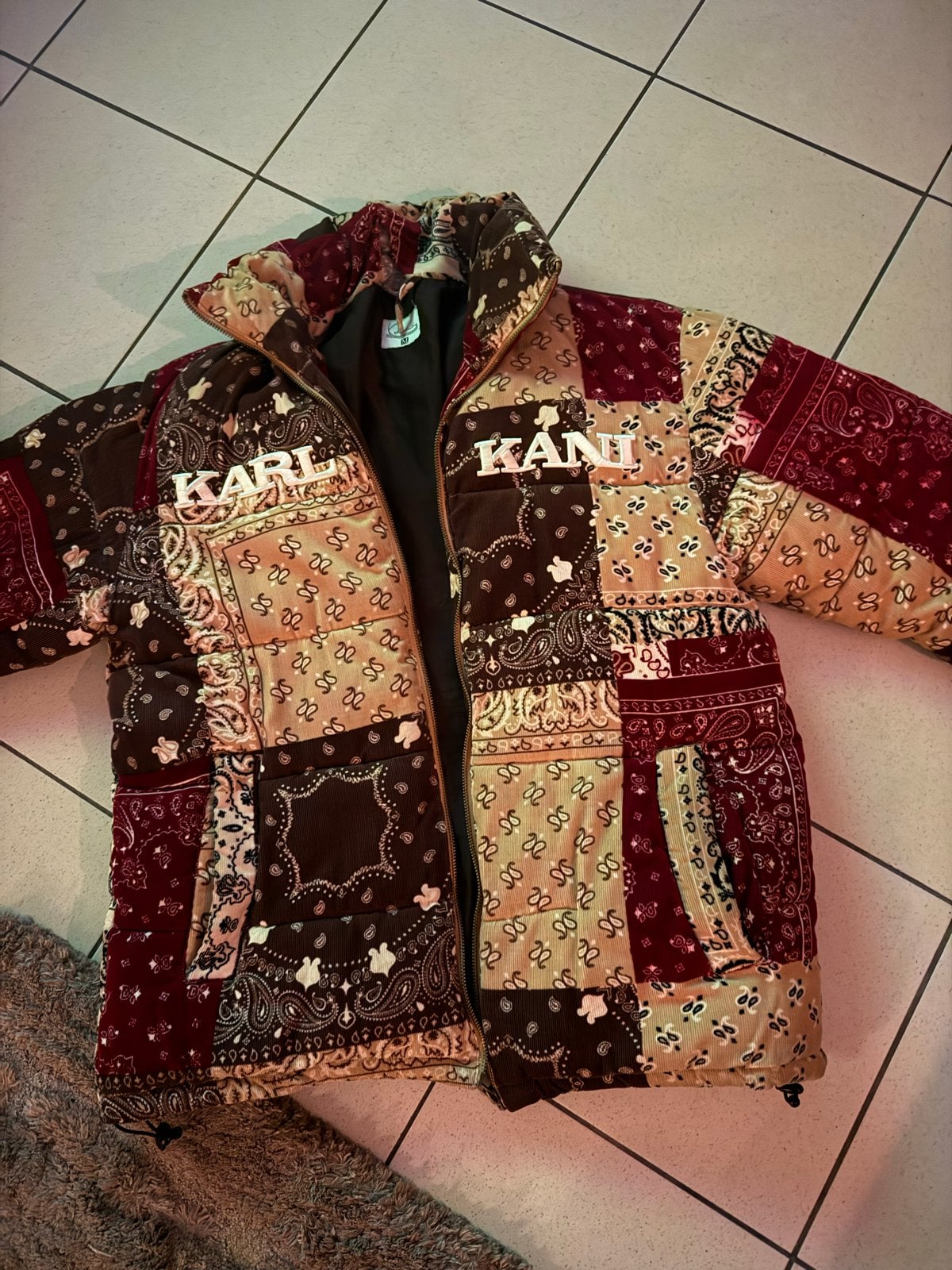 Karl Kani jas - Unieke bandana patchwork puffer maat M, Ophalen, Gedragen, Maat 48/50 (M), Meerkleurig