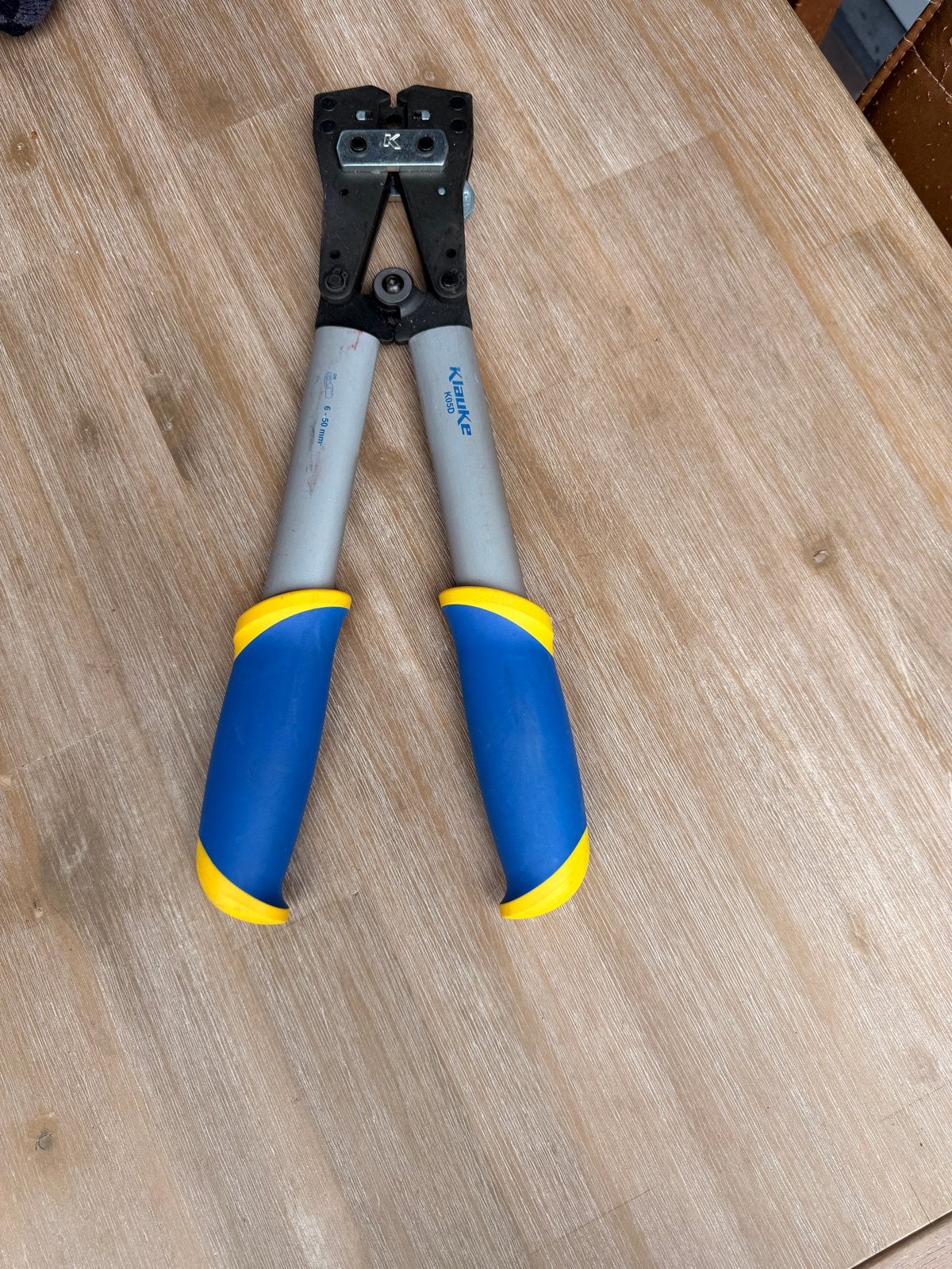 Klauke K05D Perstang voor kabelschoenen 6-50 mm², Doe-het-zelf en Verbouw, Gereedschap | Handgereedschap, Ophalen of Verzenden