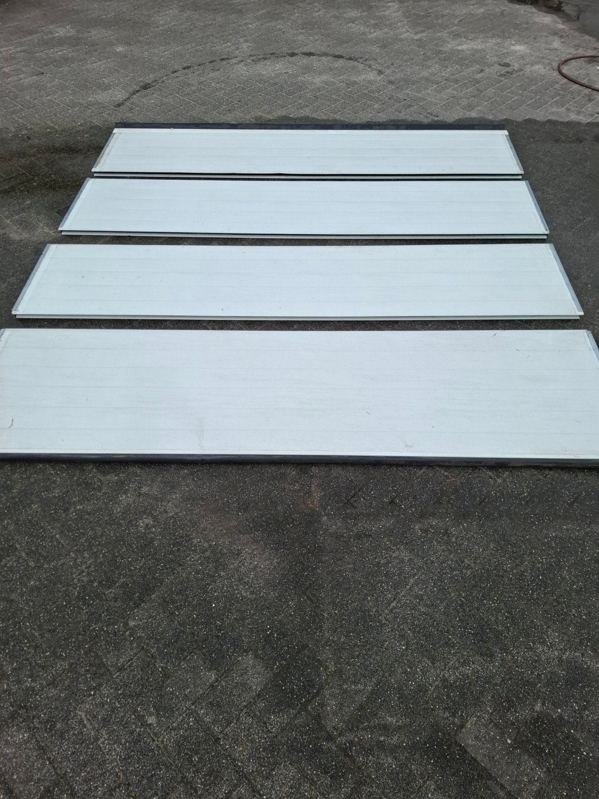 Garagedeur met motor en onderdelen, Ophalen, Gebruikt, 120 cm of meer, Garagedeur
