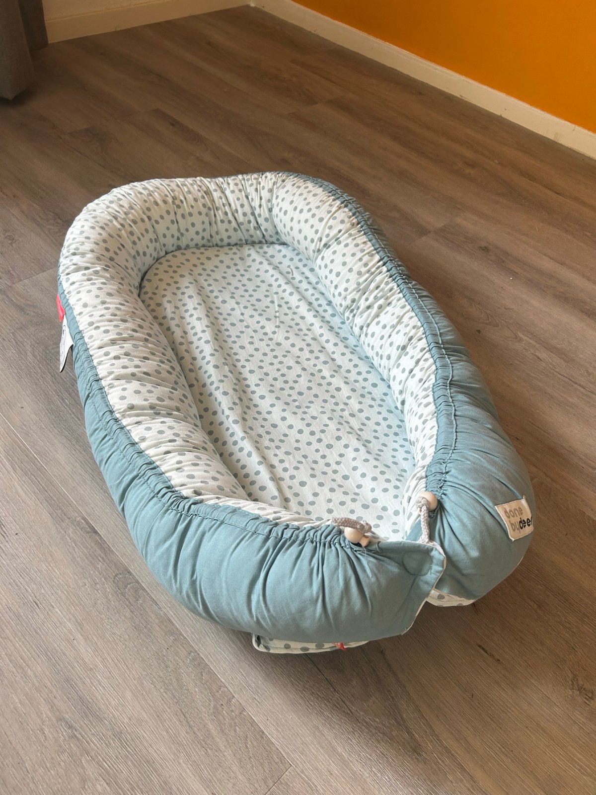 Done by Deer babynestje, zo goed als nieuw, Kinderen en Baby's, Babywiegjes en Ledikanten, Ophalen, Zo goed als nieuw, Overige typen