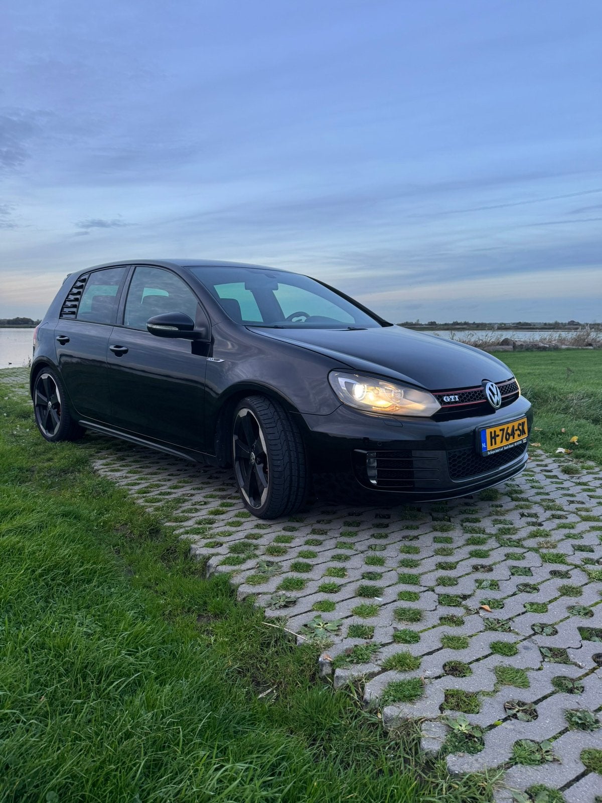 Volkswagen Golf 6 GTI 2.0 - DSG - Nieuwe APK!, 4 cilinders, Zwart, 14 km/l, 1314 kg