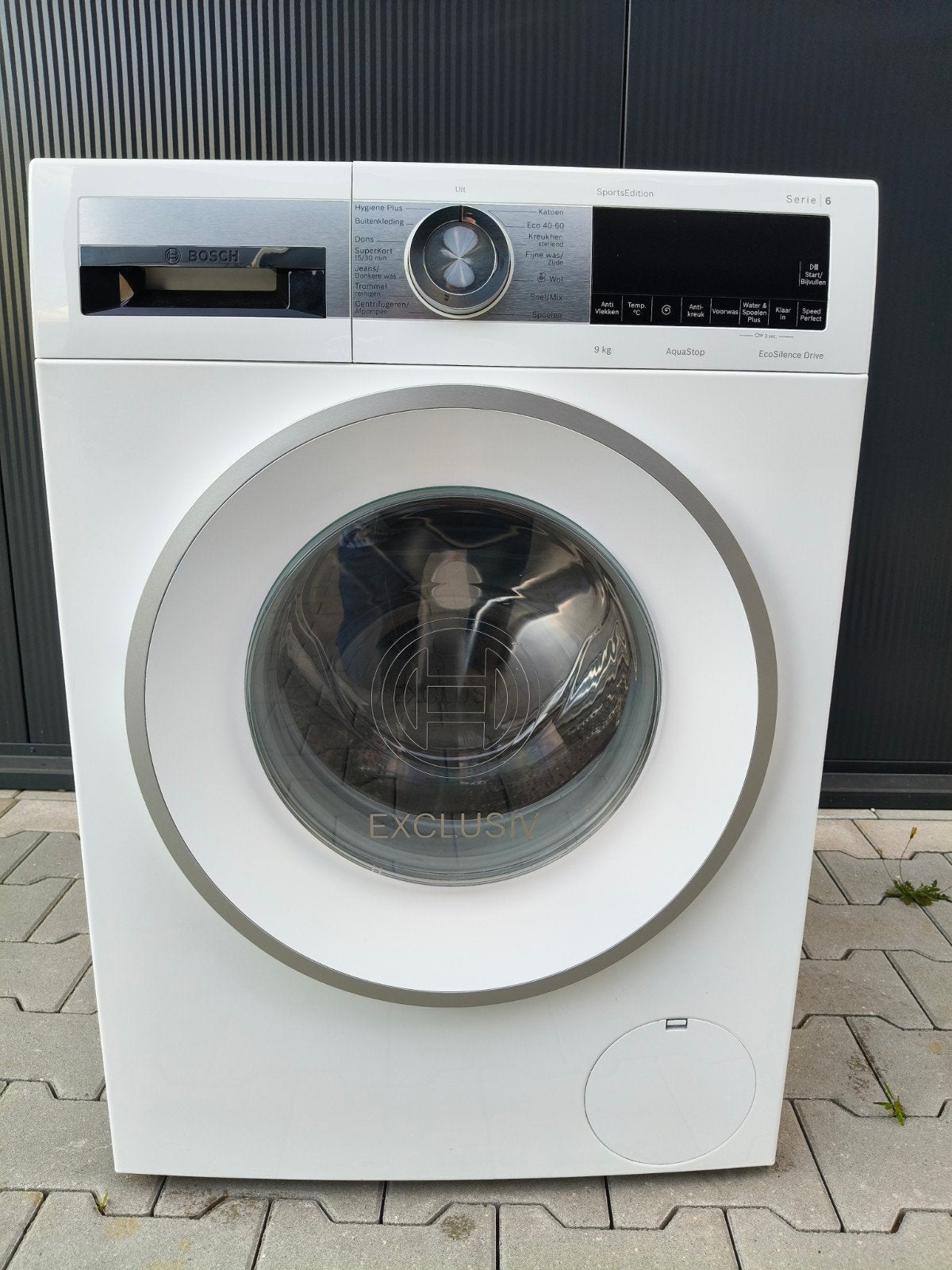 Bosch exclusive  9 kg wasmachine 2 jaar oud ., Ophalen, 1200 tot 1600 toeren, 8 tot 10 kg, Zo goed als nieuw