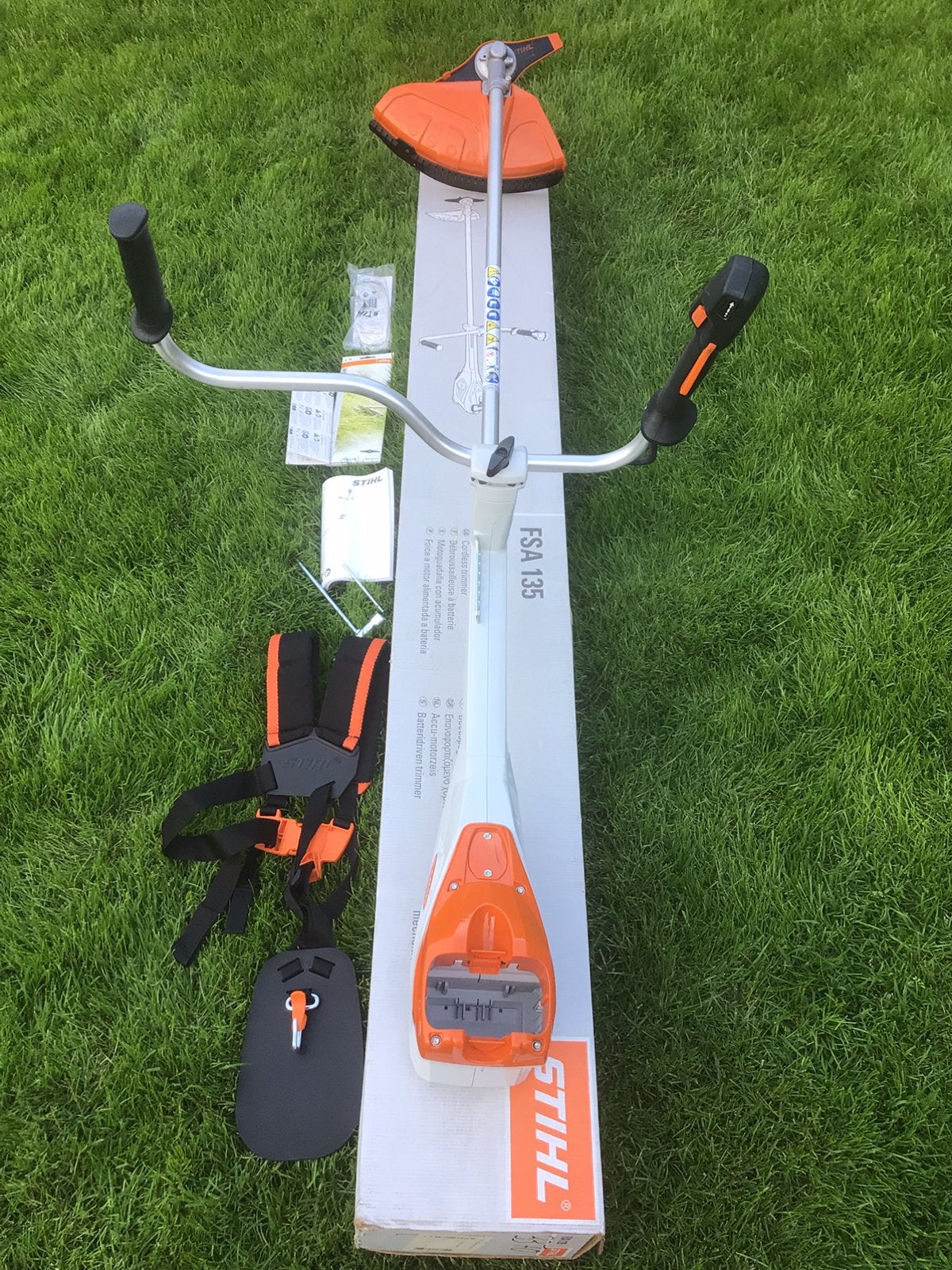 Stihl FSA 135 accu bosmaaier NIEUW, Tuin en Terras, Bosmaaiers, Ophalen, Nieuw, Accu
