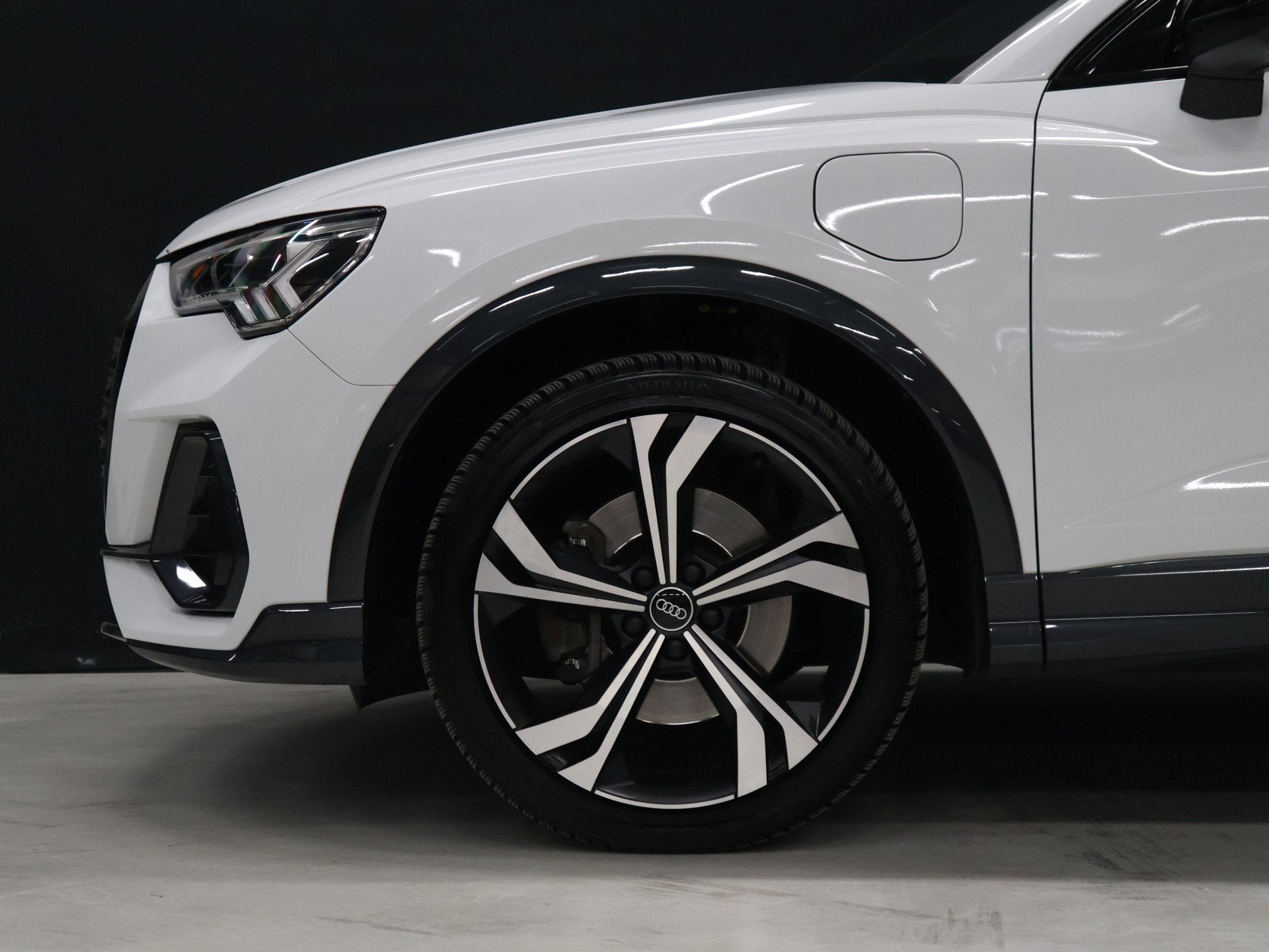 Audi Q3 Sportback 45 TFSI e Edition [TREKHAAK, APPLE CARPLAY, Auto's, Dealer onderhouden, Automatische klimaatregeling, Gebruikt