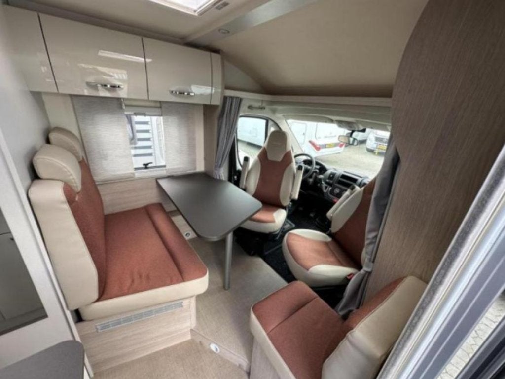 Bürstner Nexxo Van T 690 G LENGTE BEDDEN + 3.650 KG, Ringverwarming, Tot en met 2, 6 tot 7 meter, Bedrijf