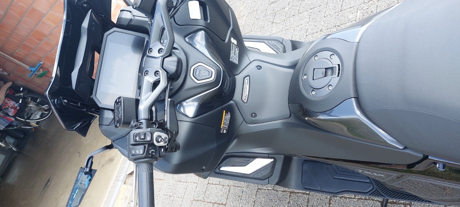 Yamaha TMAX 560 Tech MAX - Zo goed als nieuw, Overige modellen, Maximaal 45 km/u, Ophalen of Verzenden, Zo goed als nieuw