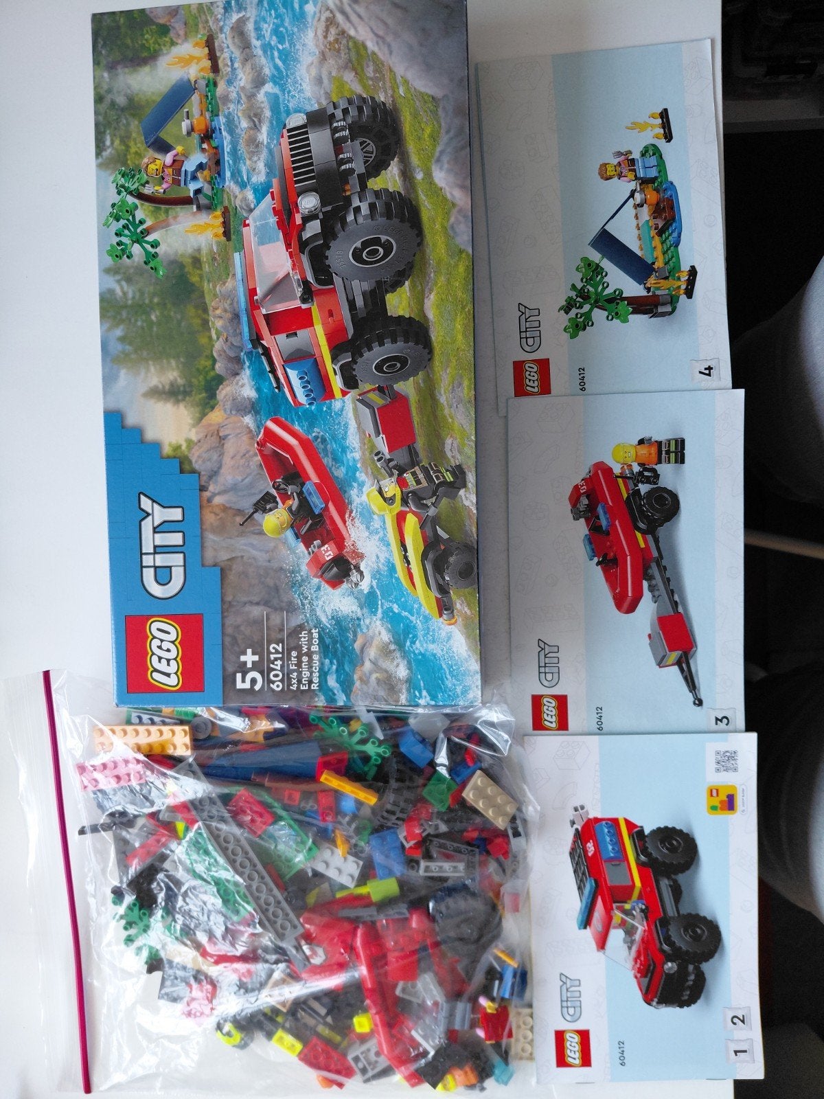 Lego City 60142: Reddingsvoertuig met reddingsboot, Inclusief instructies, Lego, Ophalen of Verzenden, Complete set