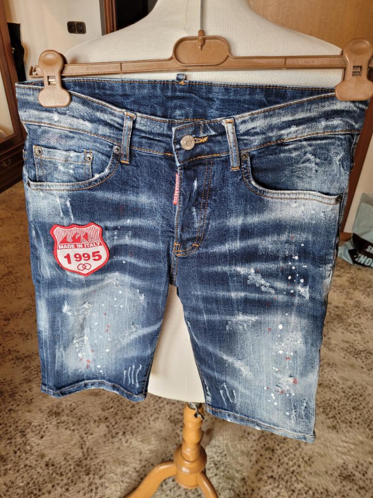 Dsquared2 spijker short Maat 42 (S), Dsquared2, Blauw, W32 (confectie 46) of kleiner, Ophalen of Verzenden
