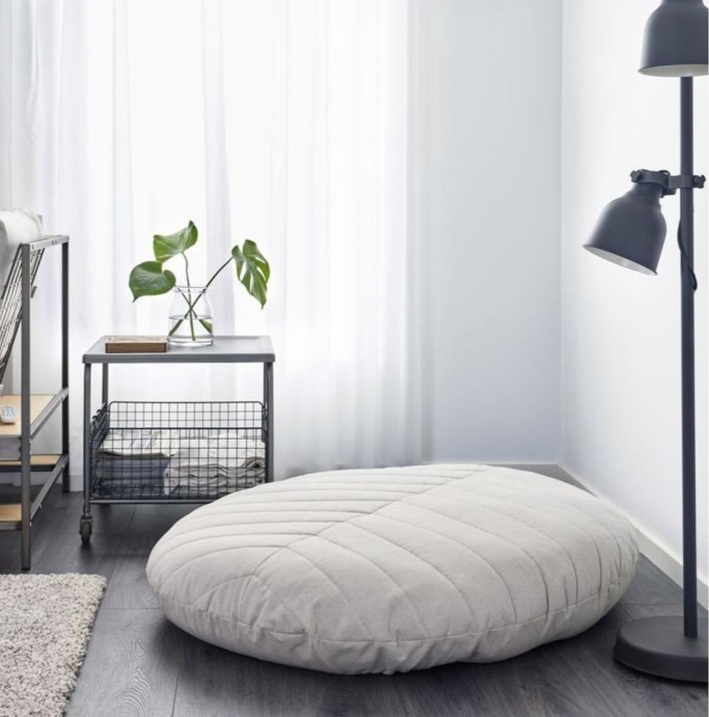 Ikea Dilhult vloerkussen, Ophalen