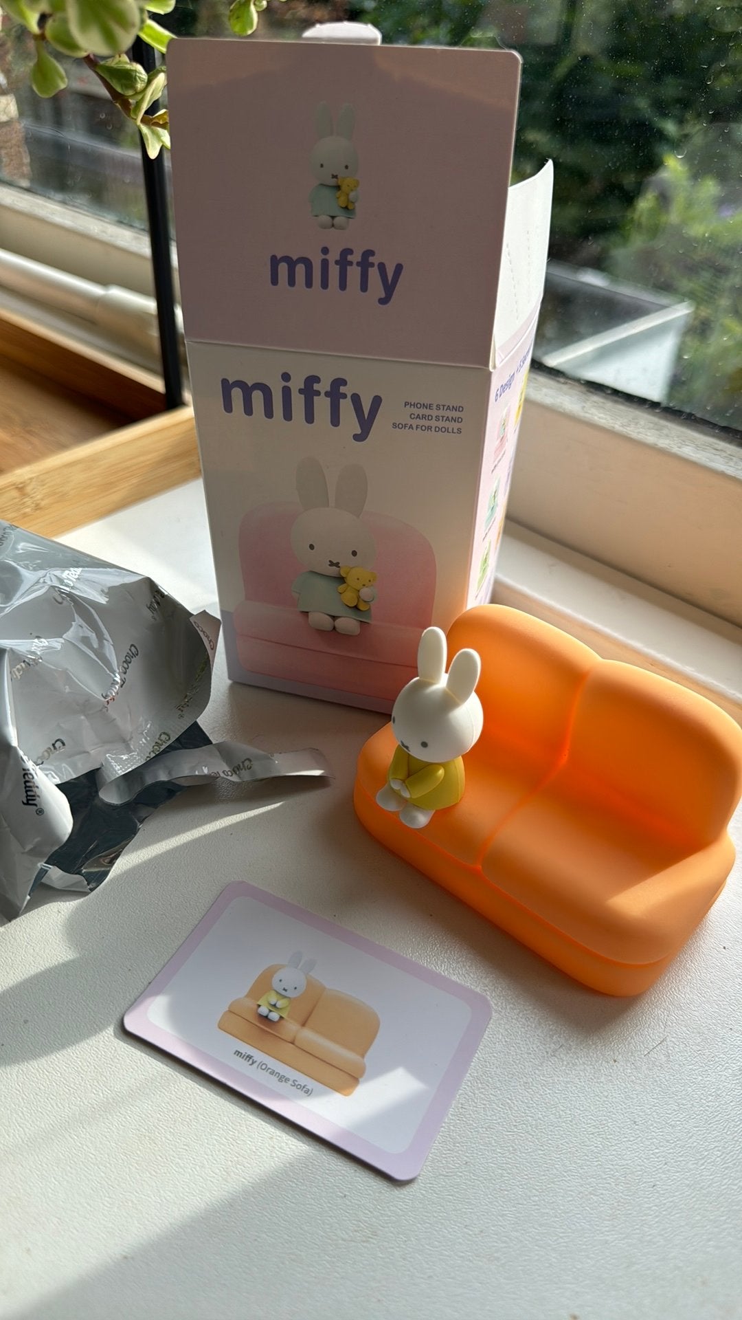 Miffy/Nijntje Sofa blind box (orange), Verzamelen, Ophalen of Verzenden, Zo goed als nieuw