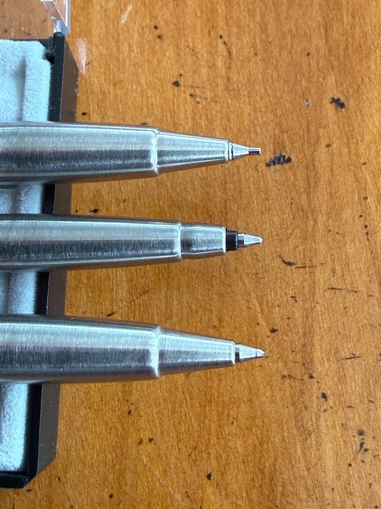 P08 - Parker Vector Pennenset - Bordeaux rood - Nieuw, Verzamelen, Pennenset, Parker, Nieuw, Ophalen of Verzenden