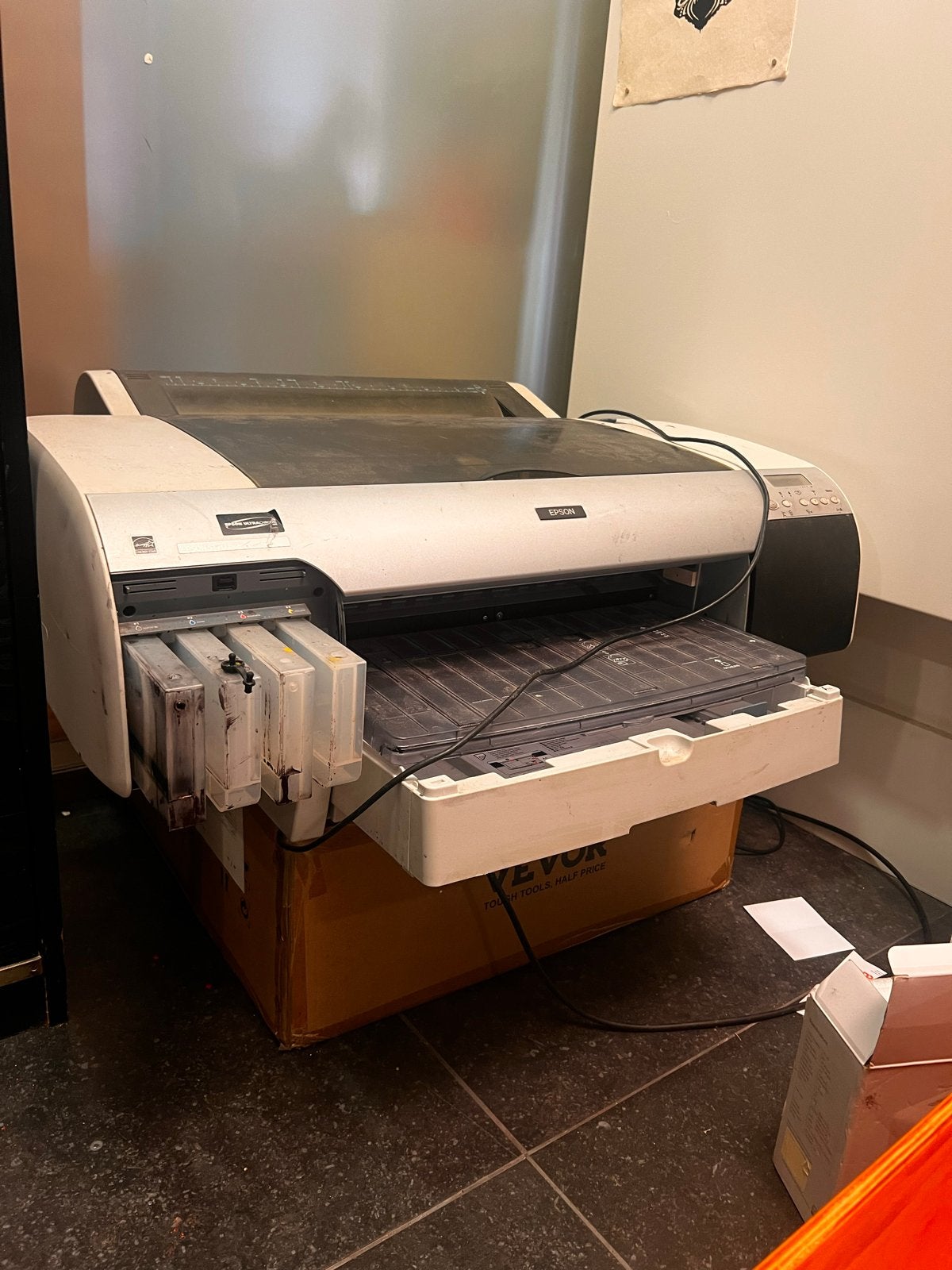 Epson Stylus Pro 4450 grootformaat printer, Computers en Software, Printers, Gebruikt, Printer, Inkjetprinter, Kleur printen
