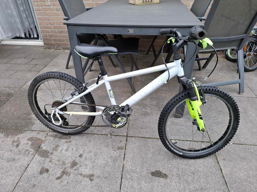 Mountainbike B'twin Rockrider ST 500 Kinderfiets 20 inch, Fietsen en Brommers, Fietsen | Kinderfietsjes, Ophalen, 20 inch of meer