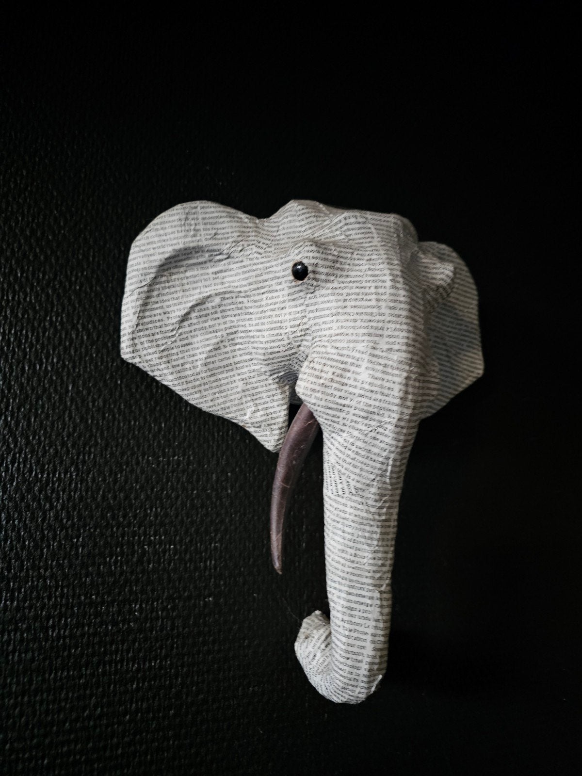 Uniek olifantenbeeldje van papier-maché, Ophalen of Verzenden, Zo goed als nieuw, Overige soorten, Beeldje of Figuurtje