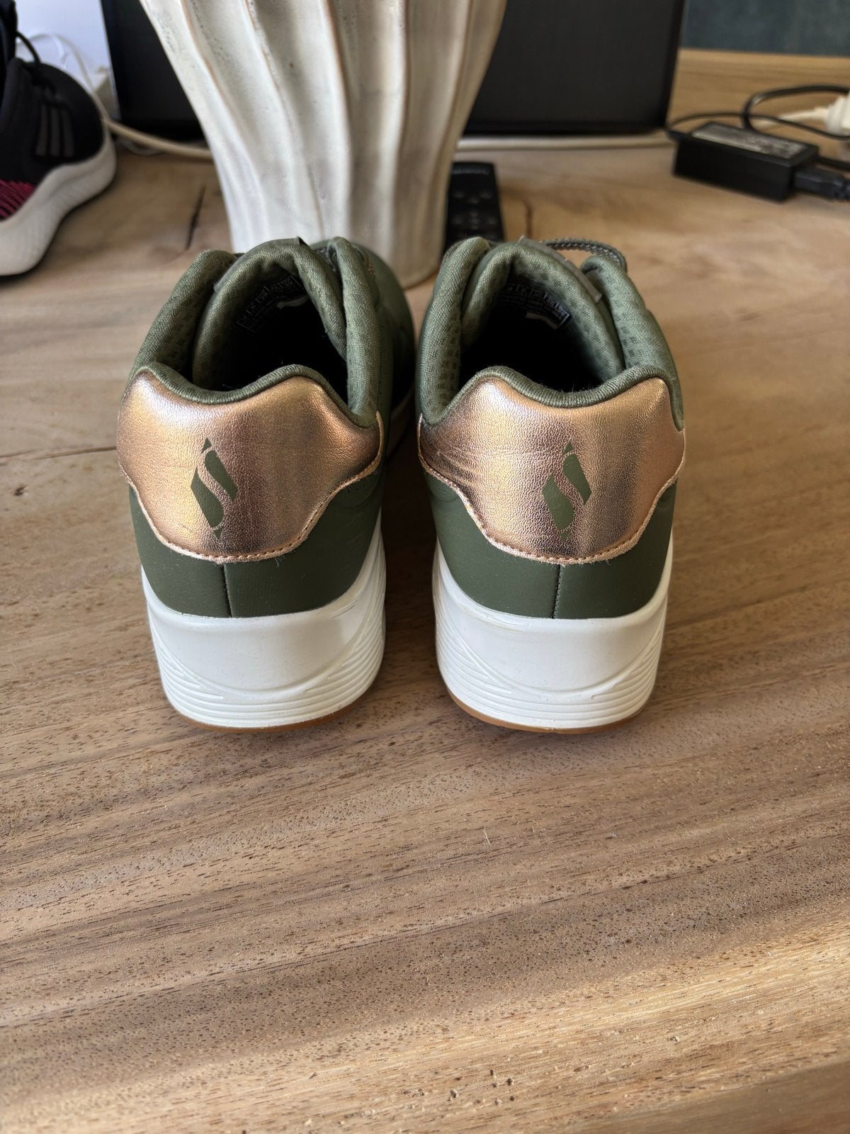 Skechers sneakers groen maat 39, Ophalen of Verzenden, Zo goed als nieuw, Groen, Sneakers of Gympen