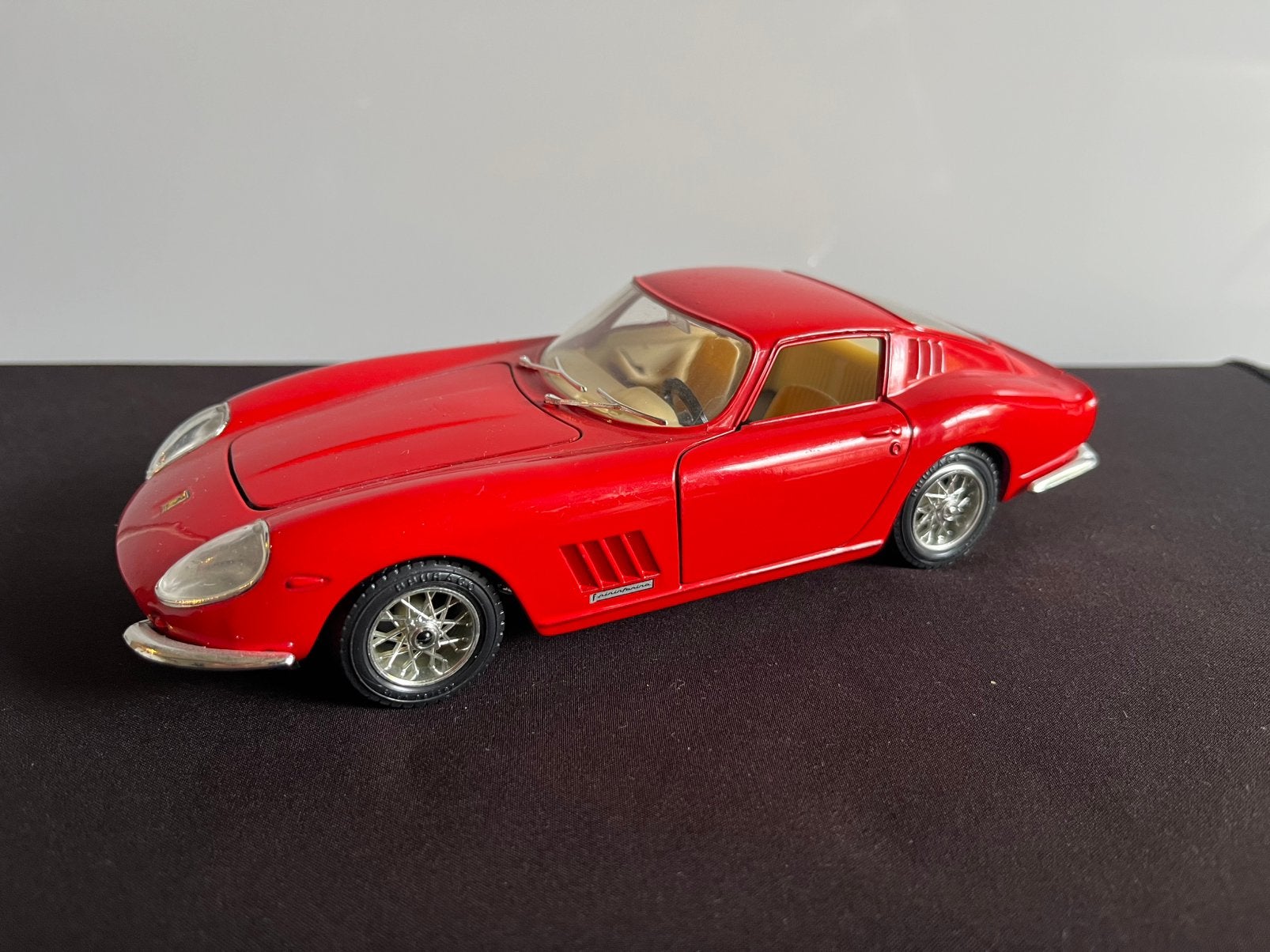 Diverse modelautos 1:24 en 1:18 (zie advertentie), Ophalen of Verzenden, Zo goed als nieuw, Bburago