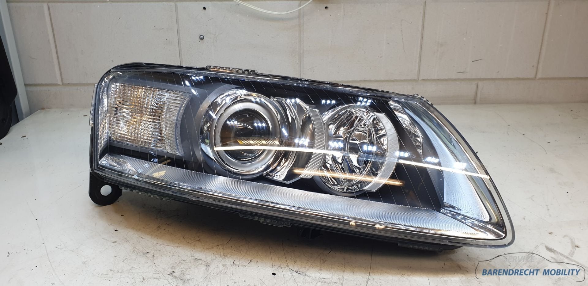 Xenon koplamp rechts A6 4F C6 Audi 1EL00888142 bochtverlicht, Gebruikt, AUDI AG, Auto-Union-Strasse 1
85045  Ingolstadt, DE, Kundenbetreuung@audi.de