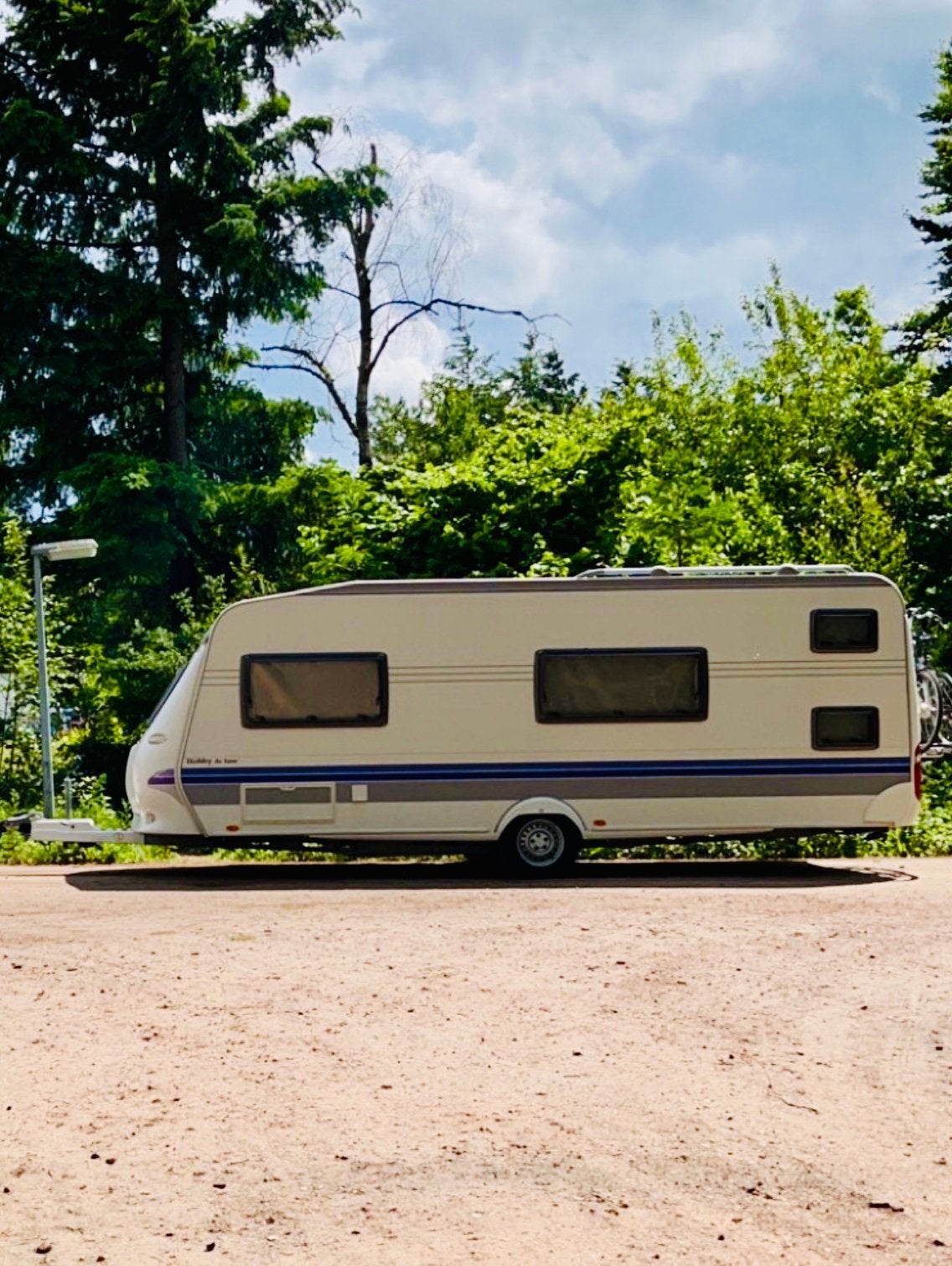 Hobby 560 KMFE de luxe 2008, Stapelbed, Rondzit, Particulier, 6 tot 7 meter