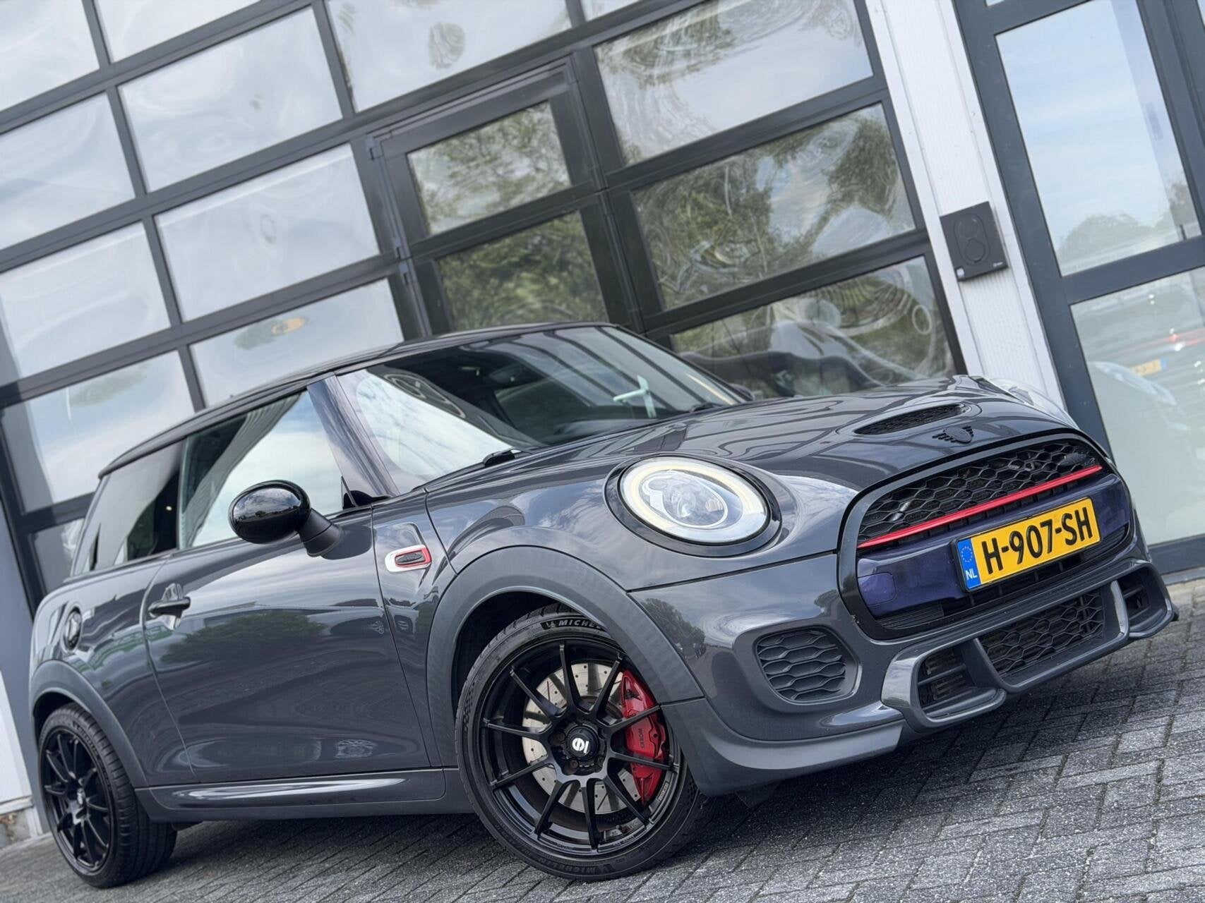 Mini Mini 2.0 John Cooper Works 231PK+ JCW / H&K / LED / LU, Auto's, Voorwielaandrijving, 1998 cc, Gebruikt, Euro 6