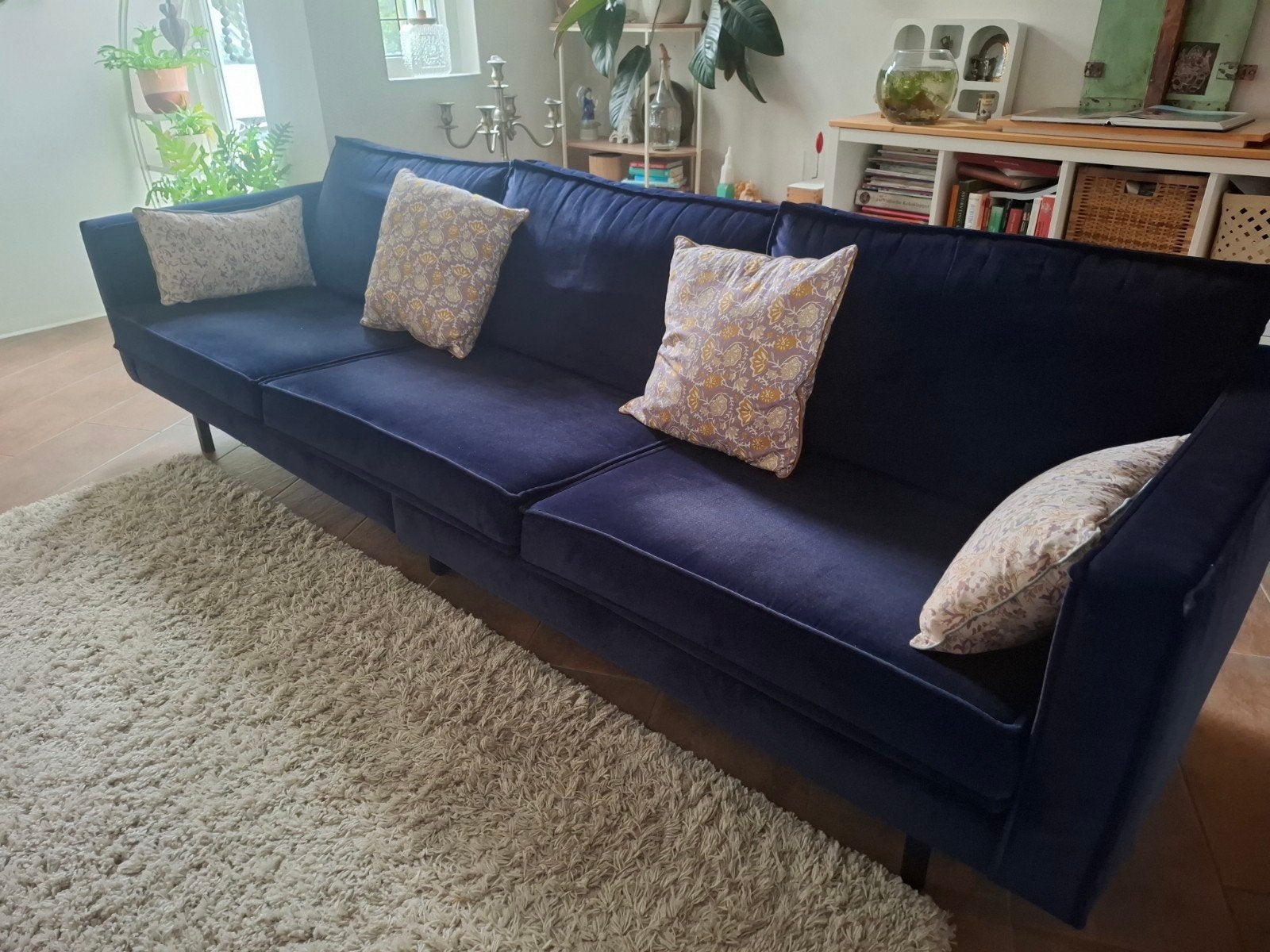 Blauwe velvet bank , groot XL bank, Huis en Inrichting, Banken | Bankstellen, Ophalen, 250 tot 300 cm, Gebruikt, 75 tot 100 cm