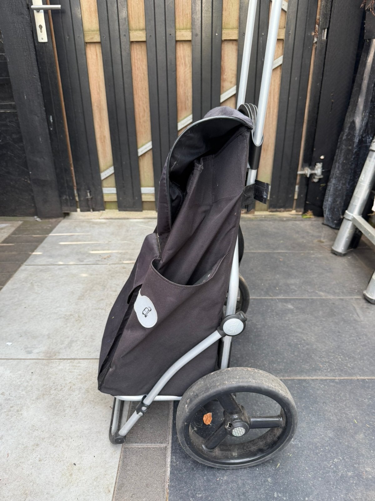 Boosdschappen trolley Anderson royal, Ophalen
