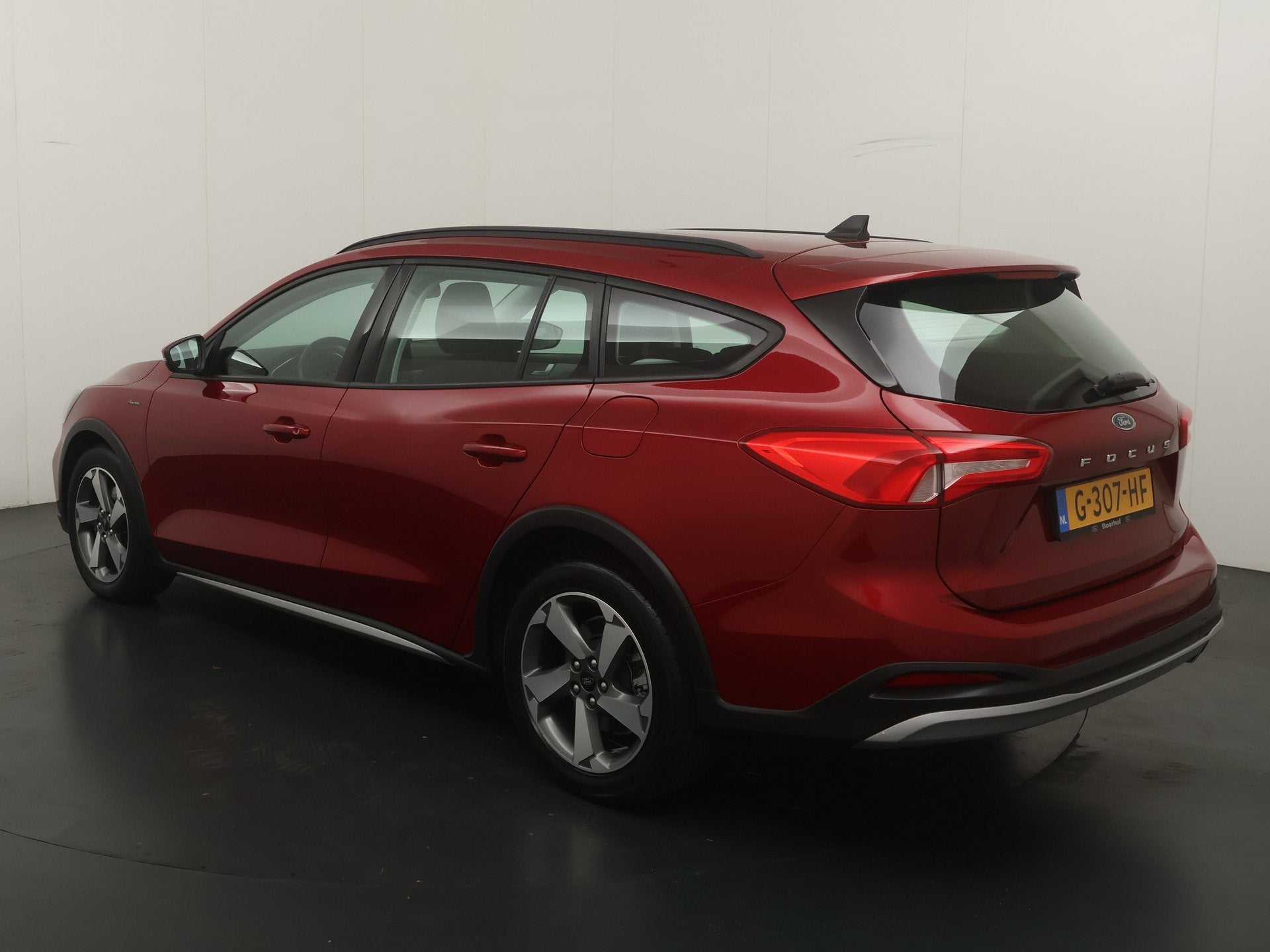 Ford FOCUS Wagon EcoBoost 125 pk Active Business | Winter Pa, 12 maanden, Stof, Gebruikt, 1283 kg