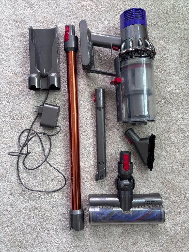 Dyson V10, Witgoed en Apparatuur, Stofzuigers, Ophalen, Gebruikt, Dyson, Minder dan 1200 watt
