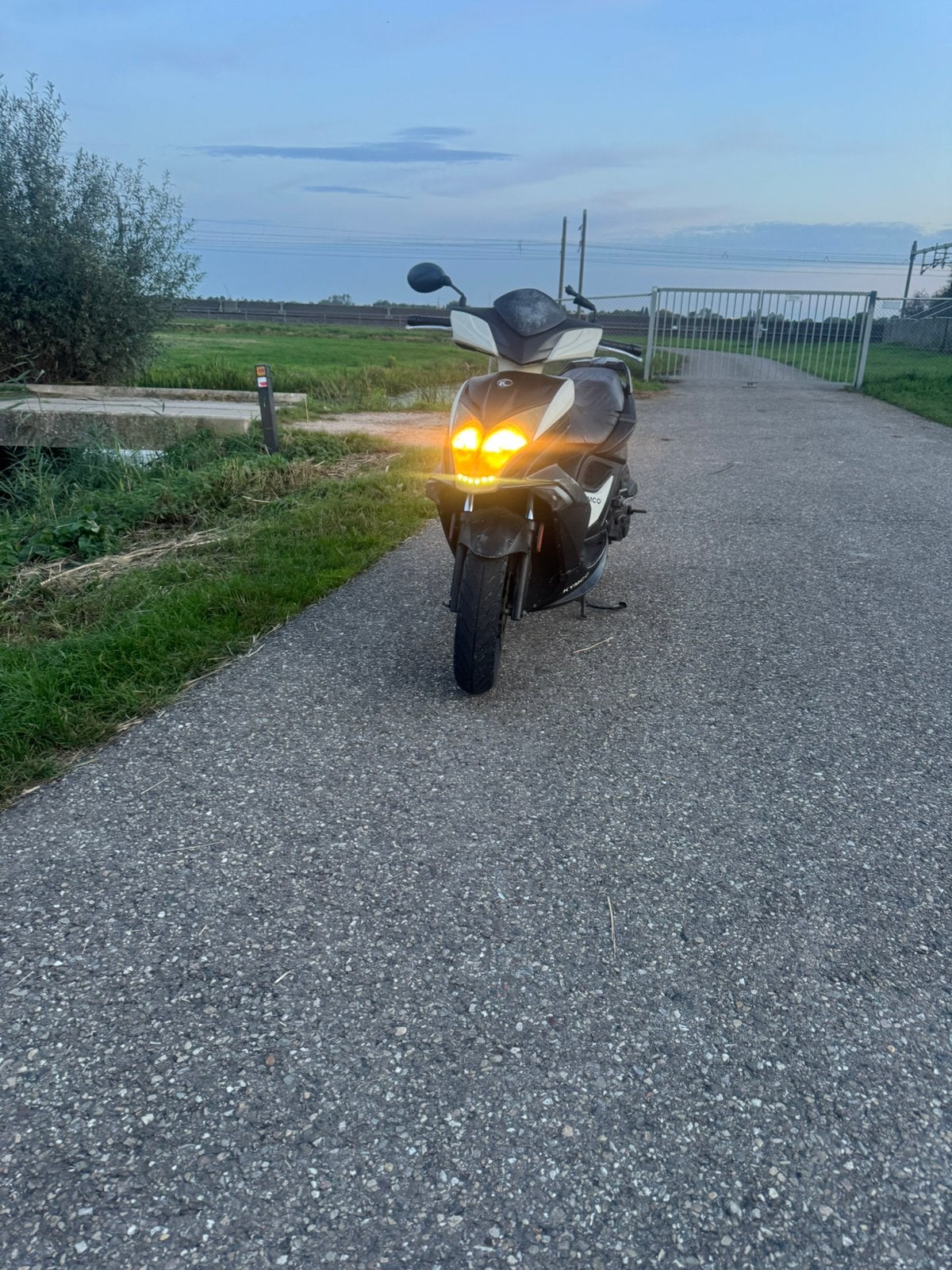 Kymco super 8, Fietsen en Brommers, Ophalen, Gebruikt, Overige modellen, Benzine