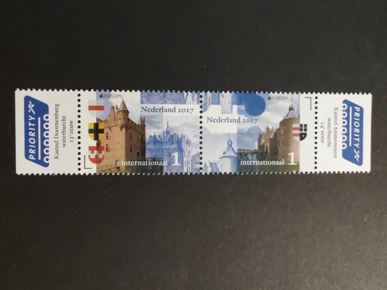 3503 en 3504 kasten in nl priority paar postfris, Ophalen of Verzenden