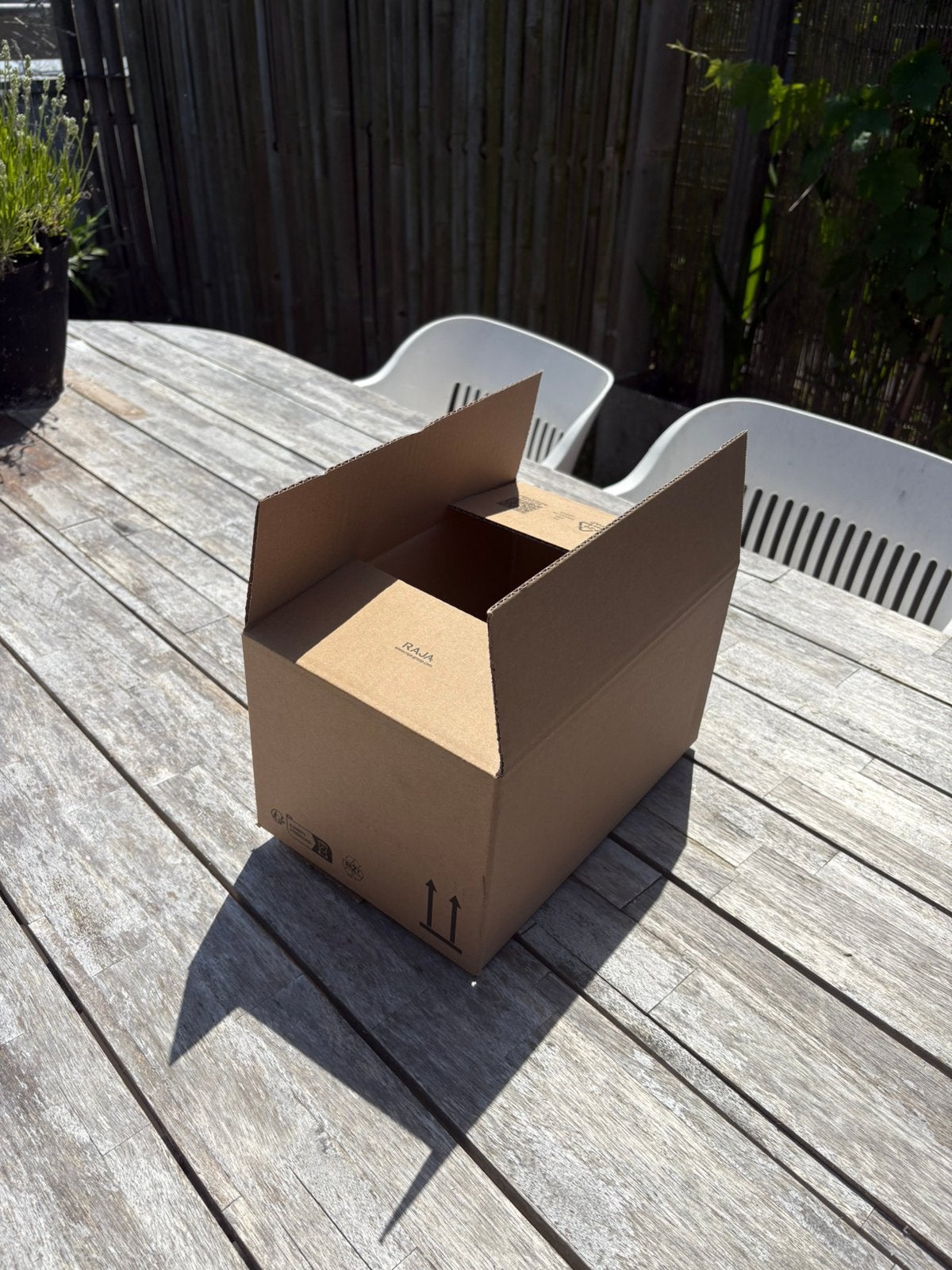 100 Dozen (30 x 20 x 17 cm) enkelgolf karton, Tuin en Terras, Bloembakken en Plantenbakken, Ophalen, Kunststof, Minder dan 30 cm