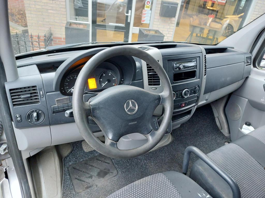 Mercedes-Benz Sprinter 211 L2H2 | Airco | Cruise control | T, Auto's, Automaat, Gebruikt, Zwart, 4 cilinders