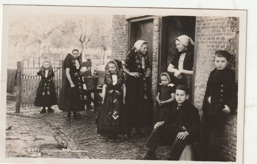 Axel (Zld) - Klederdracht Zeeuws Vlaanderen, ca. 1947., Ophalen of Verzenden, 1940 tot 1960, Ongelopen, Zeeland
