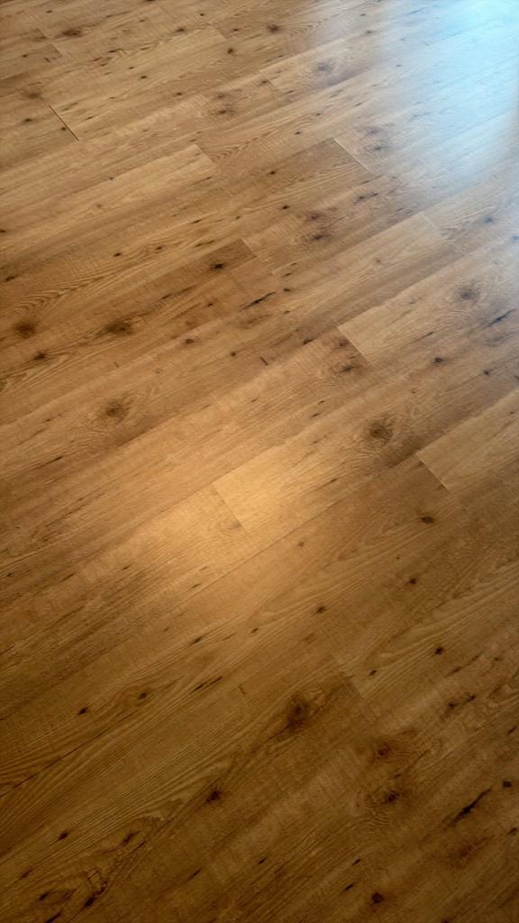 Laminaatvloer - Ongeveer 80 m2, Ophalen, 50 tot 150 cm, Zo goed als nieuw, 10 m² of meer