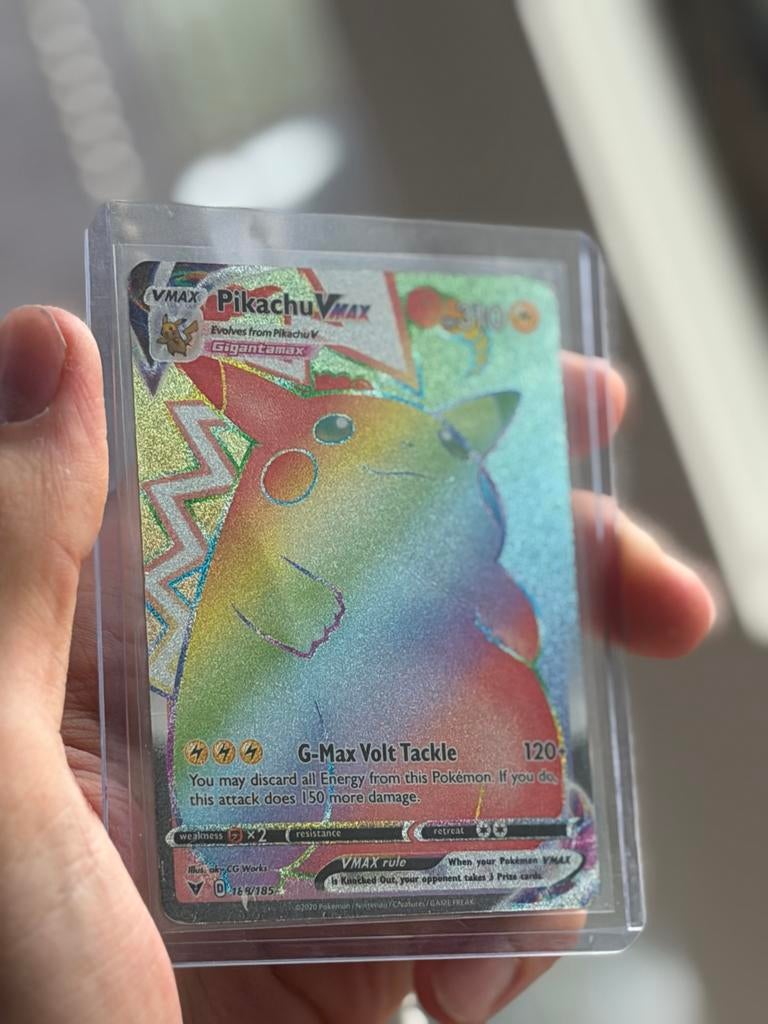 Pikachu VMAX 188/185 Rainbow Rare (LP) Pokémon Kaart, Hobby en Vrije tijd, Verzamelkaartspellen | Pokémon, Ophalen of Verzenden