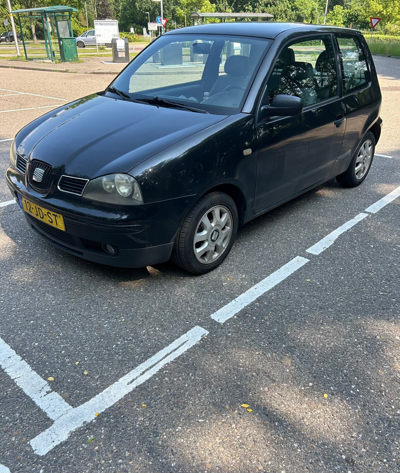 Seat Arosa 1.4 44KW 2002 Zwart, Auto's, Seat, Voorwielaandrijving, 450 kg, 31 €/maand, 4 stoelen