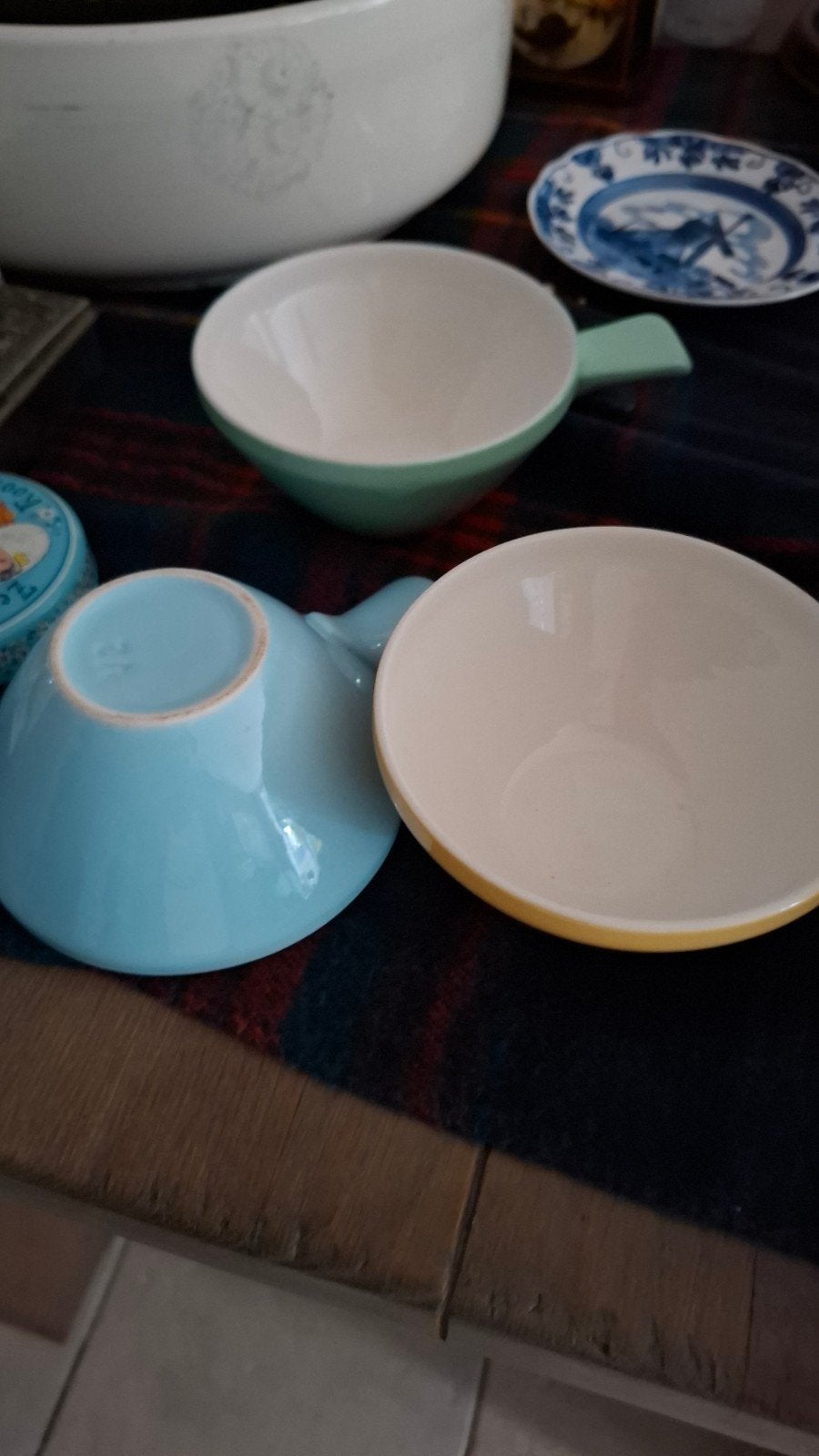 3 pastelkleurige soepkommen retro vintage, Ophalen of Verzenden
