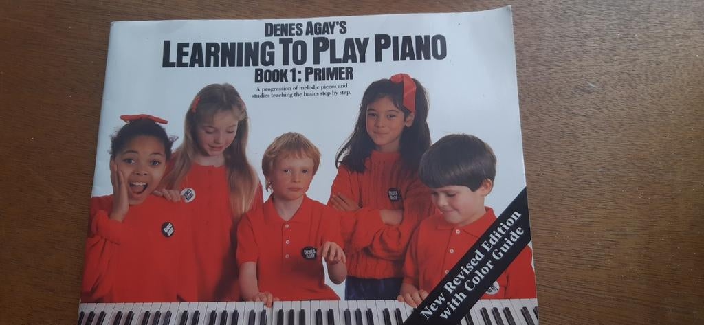 Denes Agay's Learning to play piano deel 1, Les of Cursus, Ophalen of Verzenden, Zo goed als nieuw, Piano