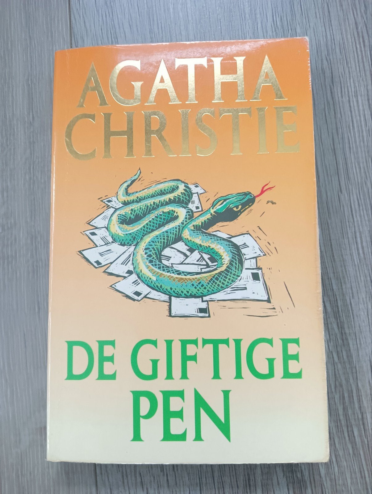Agatha Christie - De giftige pen, Ophalen of Verzenden, Gelezen, Agatha Christie