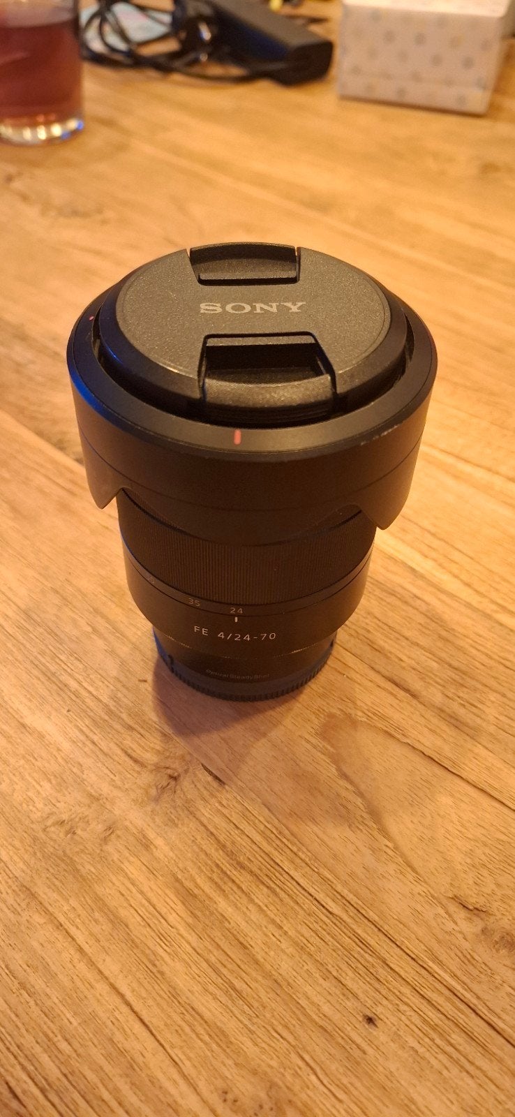 Sony FE 24-70mm f/4 Zeiss Vario-Tessar ZA OSS, Audio, Tv en Foto, Fotografie | Lenzen en Objectieven, Gebruikt, Standaardlens